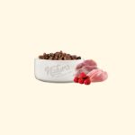 Picture of Natura LowGrain Sterilised Cat Food with Chicken,Turkey&Blueberry 2kg